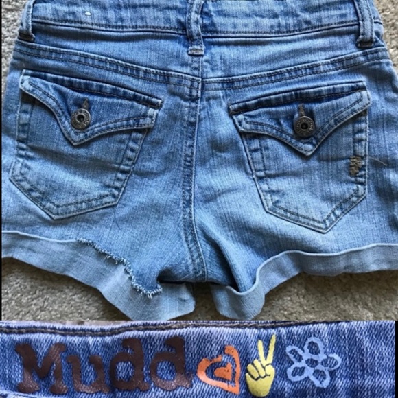 MUDD Vintage Y2K Cuffed Cutoff Style Denim JEAN SHORTS Girls Size 12 - Picture 8 of 8